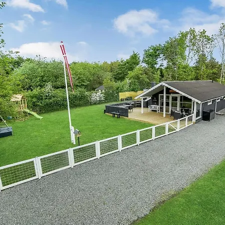 Holiday home Cozy In With Kitchen Toftlund