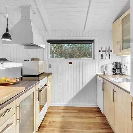 Σπίτι διακοπών Three-bedroom In *