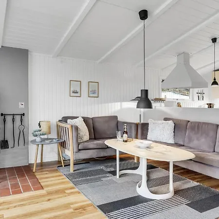 Koselig Hjem Med 3 Soverom I Toftlund
