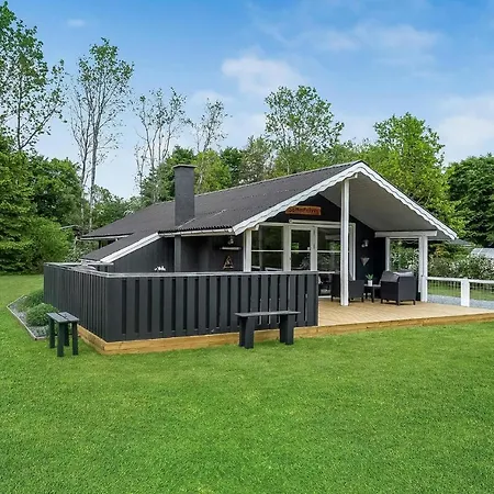 Three-bedroom In *