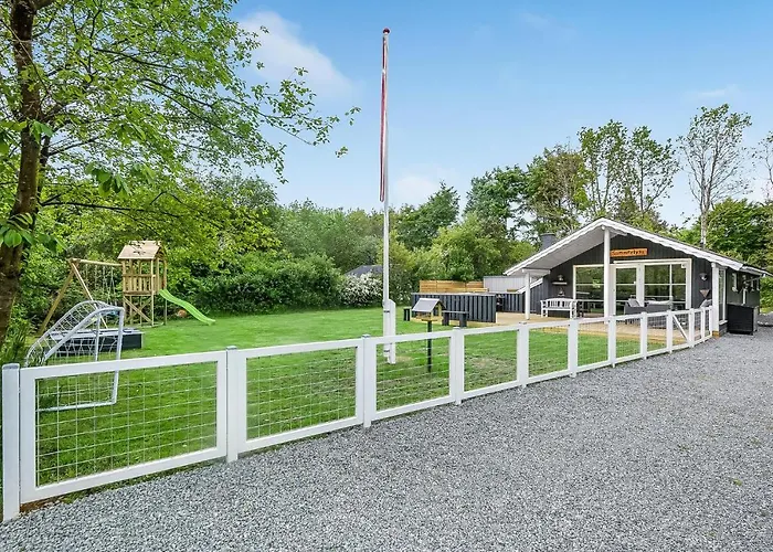 Holiday home Three-bedroom In Toftlund