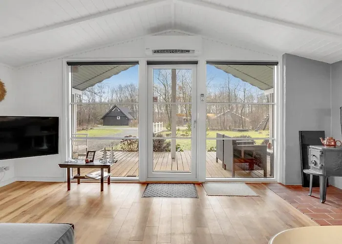 Holiday home Three-bedroom In